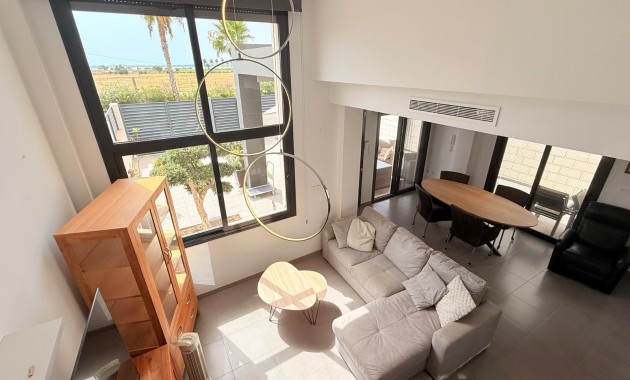 Venta - Villa -
Ciudad Quesada - Pueblo Bravo