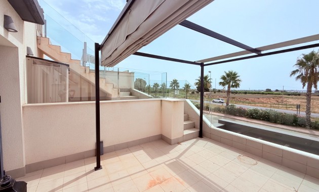 Venta - Villa -
Ciudad Quesada - Pueblo Bravo