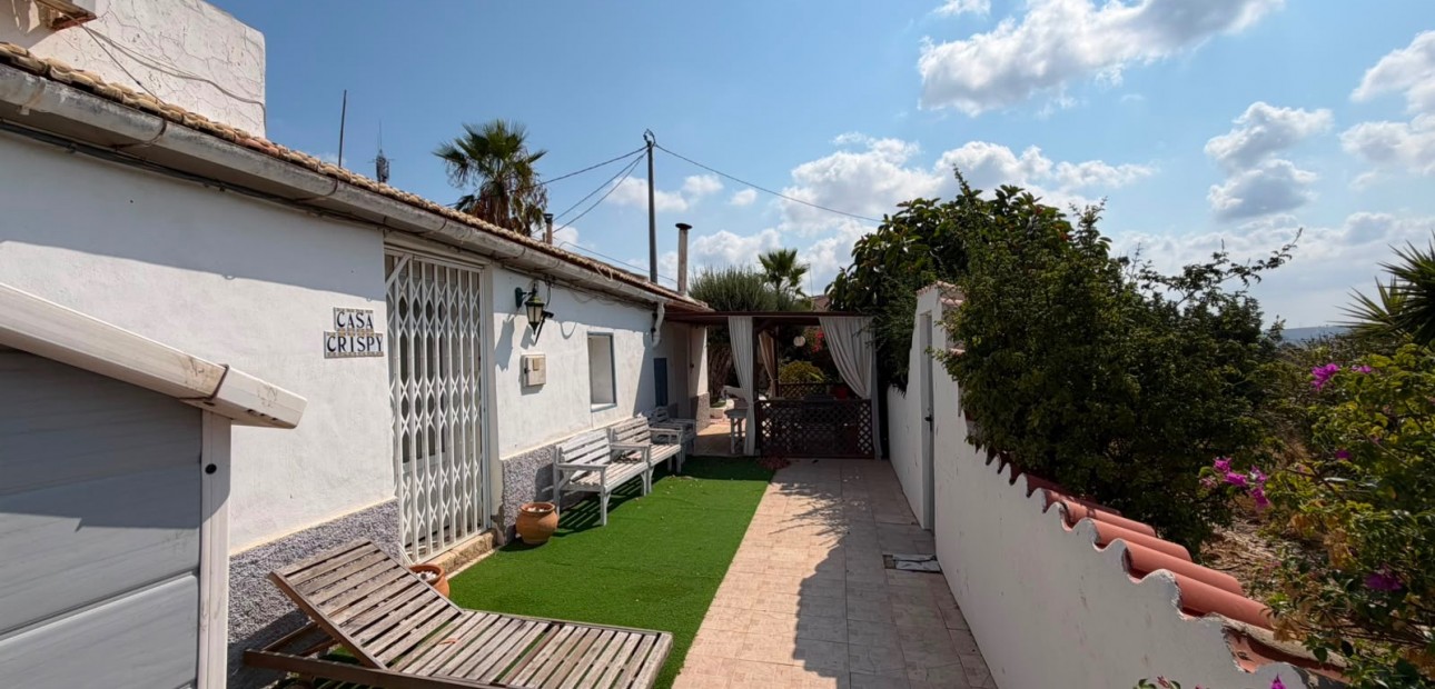 Venta - House -
Orihuela - Torremendo