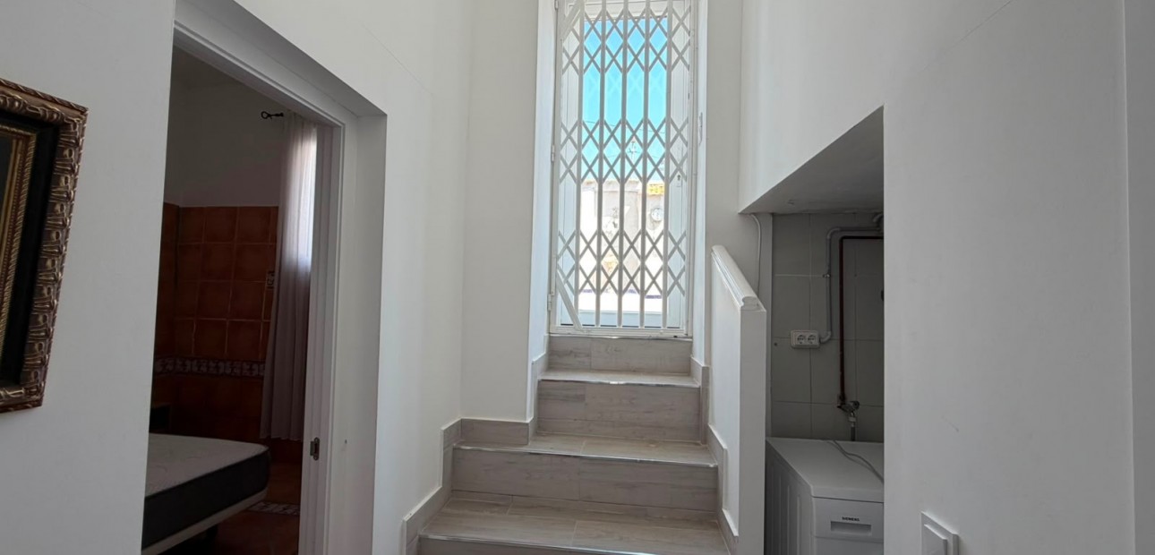 Venta - House -
Orihuela - Torremendo