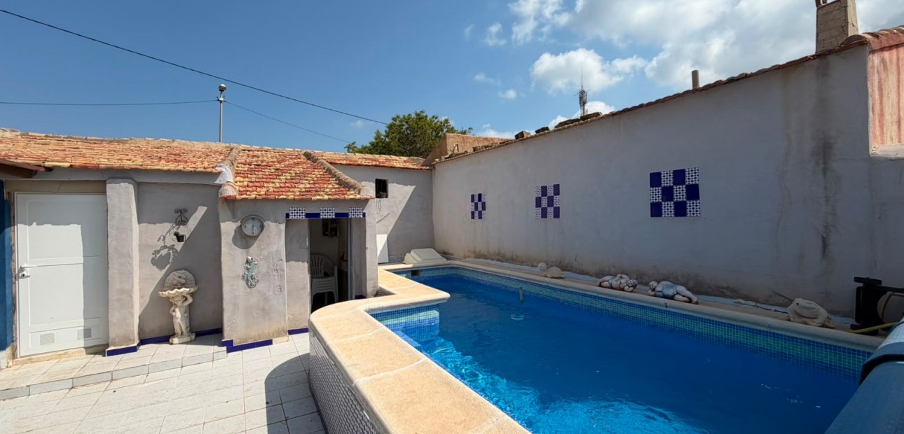 Venta - House -
Orihuela - Torremendo