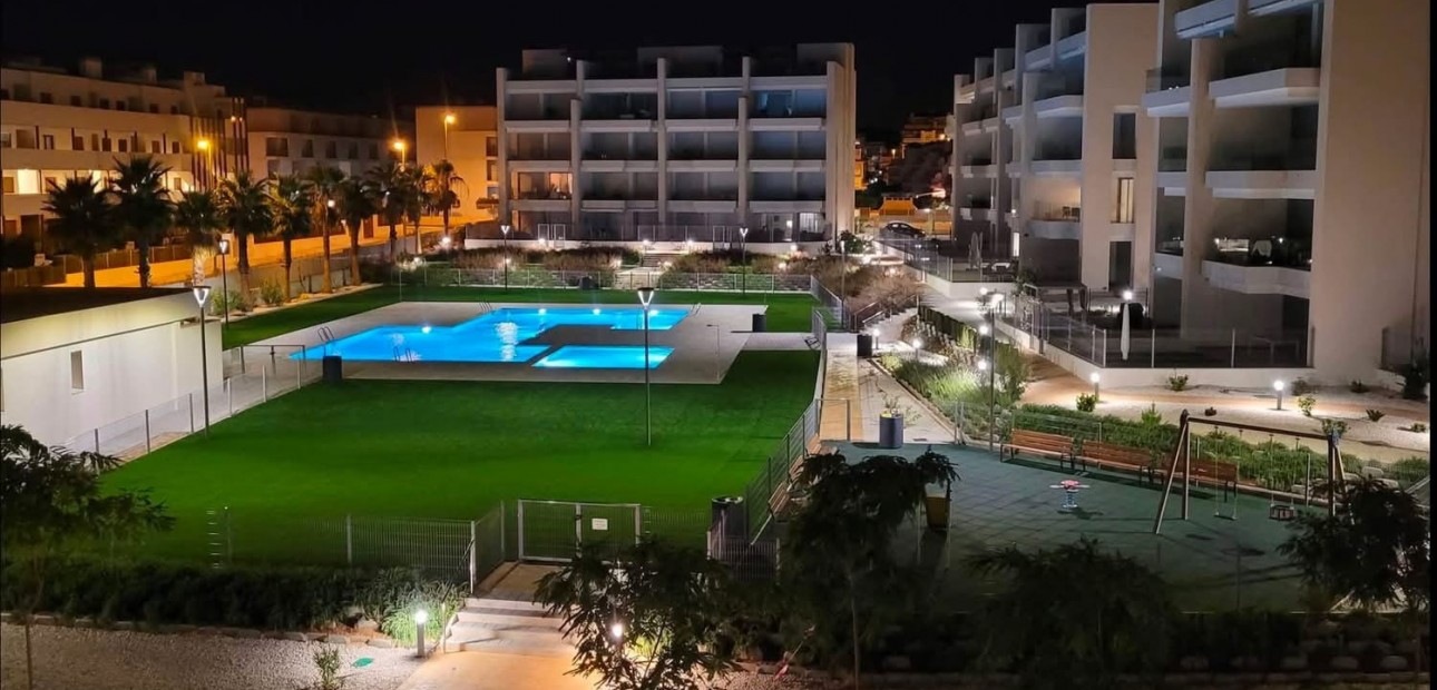Herverkoop - Appartement / flat -
Orihuela Costa