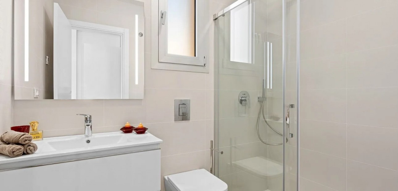 Herverkoop - Appartement / flat -
Orihuela Costa