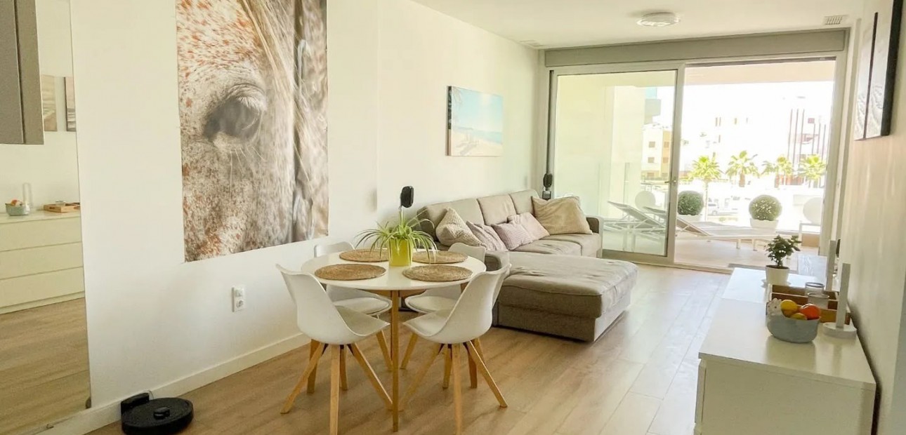 Herverkoop - Appartement / flat -
Orihuela Costa