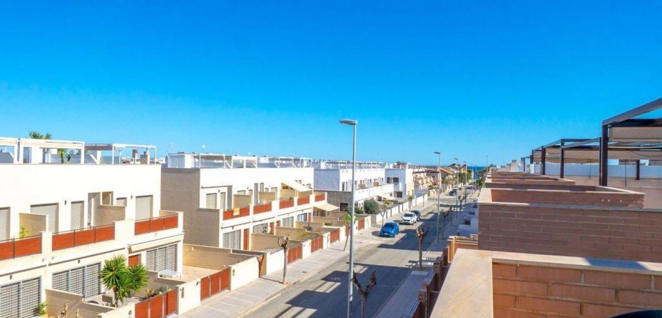 Venta - Ático -
Pilar de la Horadada - Torre de la Horadada