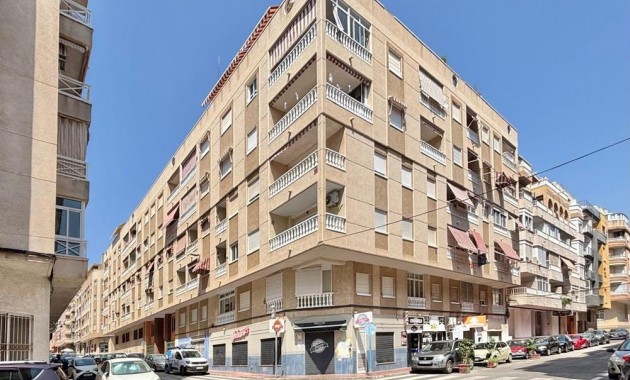 Herverkoop - Appartement / flat -
Torrevieja - torrevieja