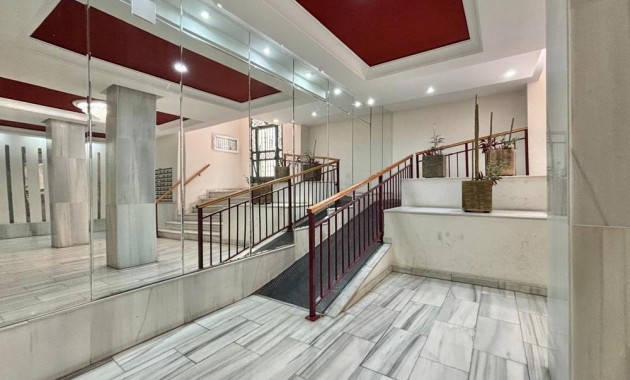 Herverkoop - Appartement / flat -
Torrevieja - torrevieja