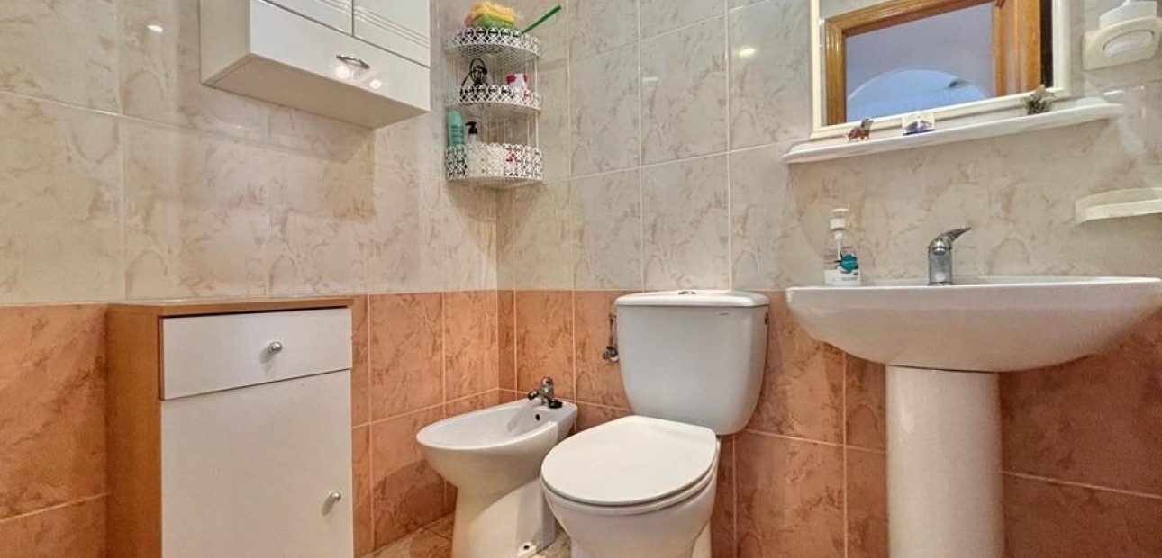 Herverkoop - Appartement / flat -
Torrevieja - torrevieja