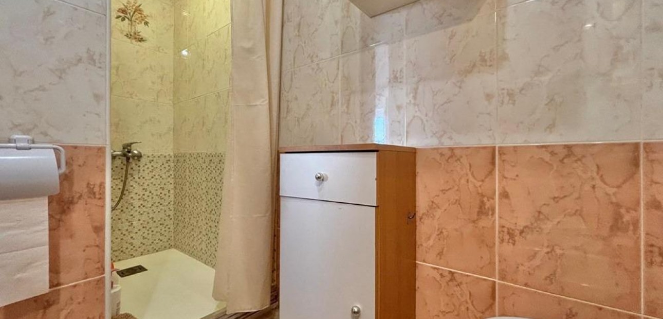 Herverkoop - Appartement / flat -
Torrevieja - torrevieja