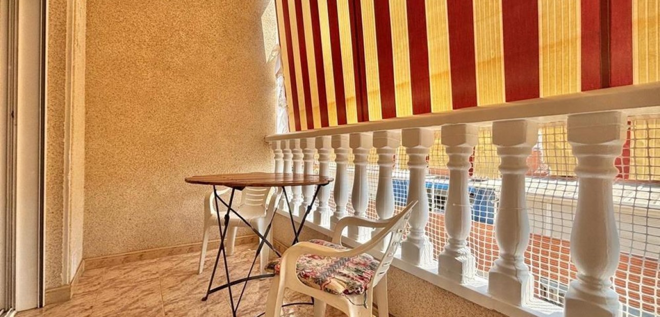 Herverkoop - Appartement / flat -
Torrevieja - torrevieja
