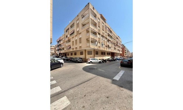 Herverkoop - Appartement / flat -
Torrevieja - torrevieja