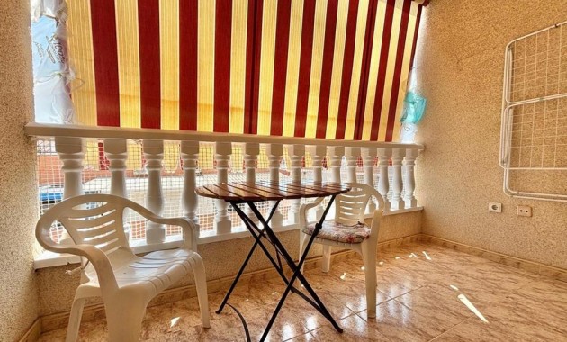 Herverkoop - Appartement / flat -
Torrevieja - torrevieja