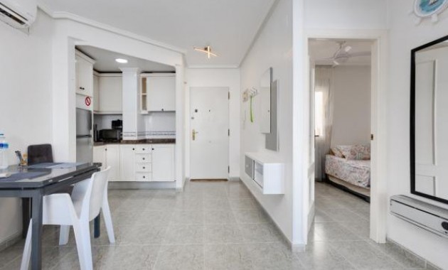 Venta - Apartamento / piso -
Torrevieja - Playa del cura