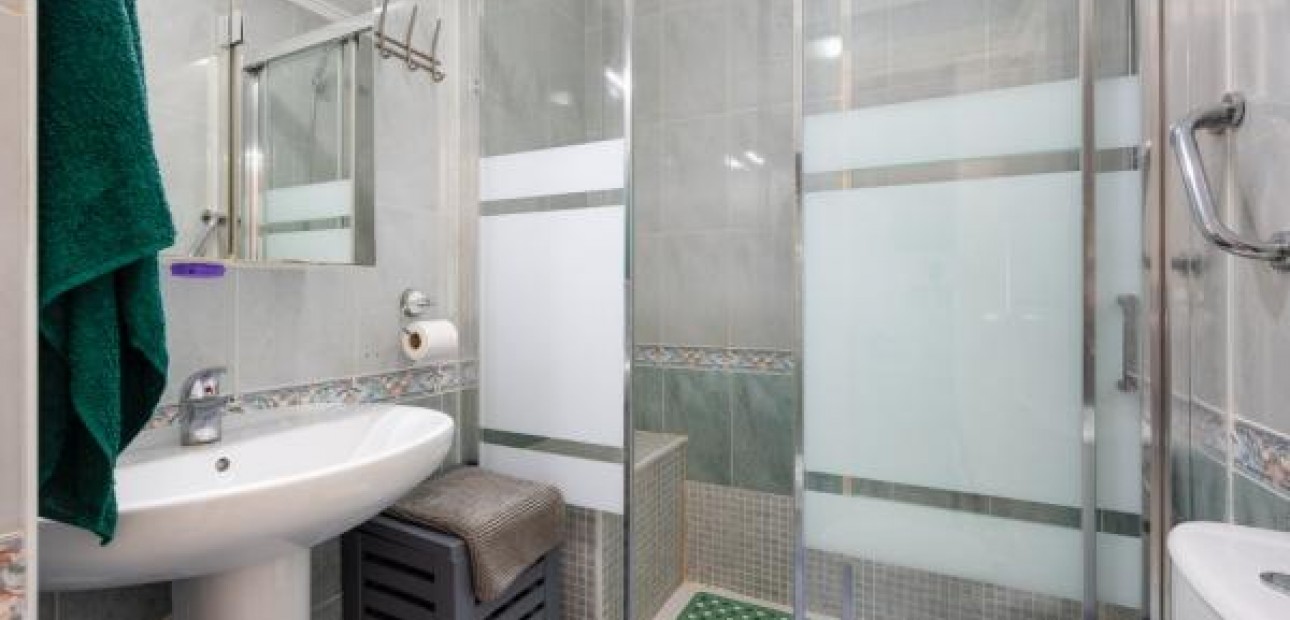 Venta - Apartamento / piso -
Torrevieja - Playa del cura