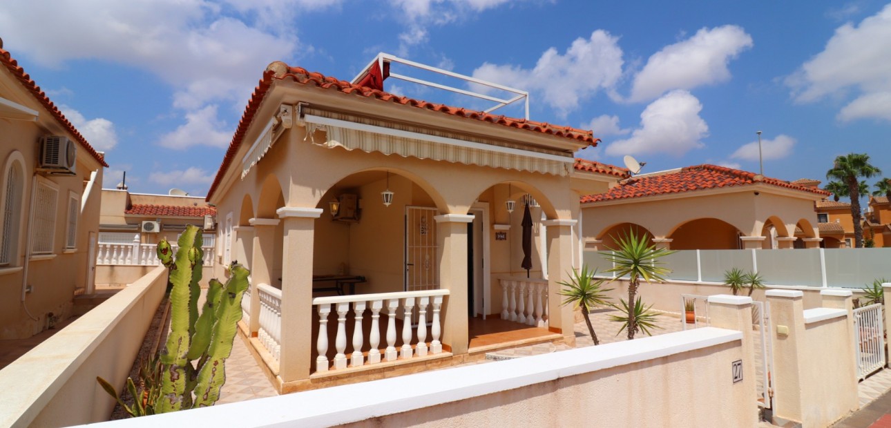 Herverkoop - Detached Villa -
Algorfa - Lo Crispin