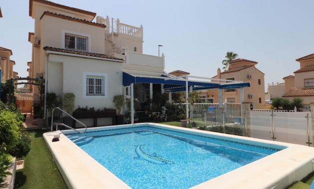 Herverkoop - Detached Villa -
Algorfa - Montebello