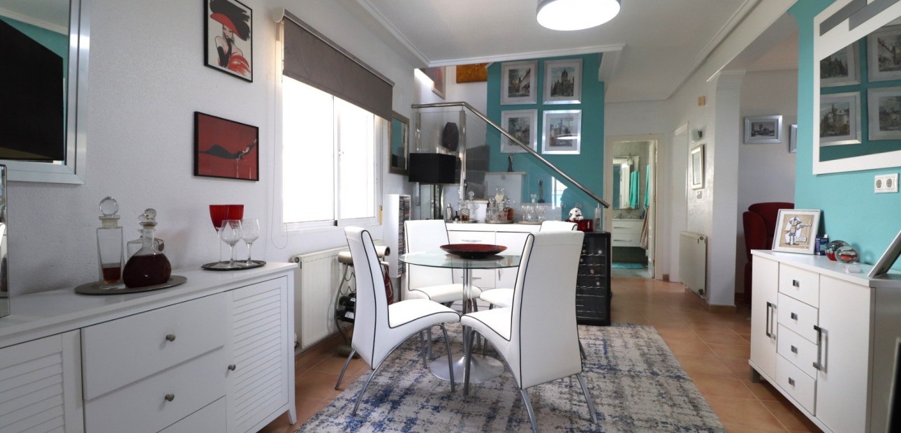 Herverkoop - Detached Villa -
Algorfa - Montebello