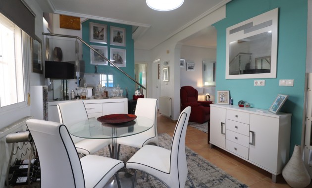 Herverkoop - Detached Villa -
Algorfa - Montebello