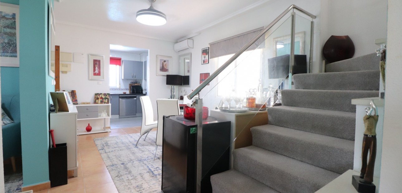 Herverkoop - Detached Villa -
Algorfa - Montebello