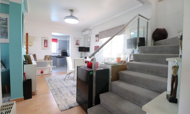 Herverkoop - Detached Villa -
Algorfa - Montebello