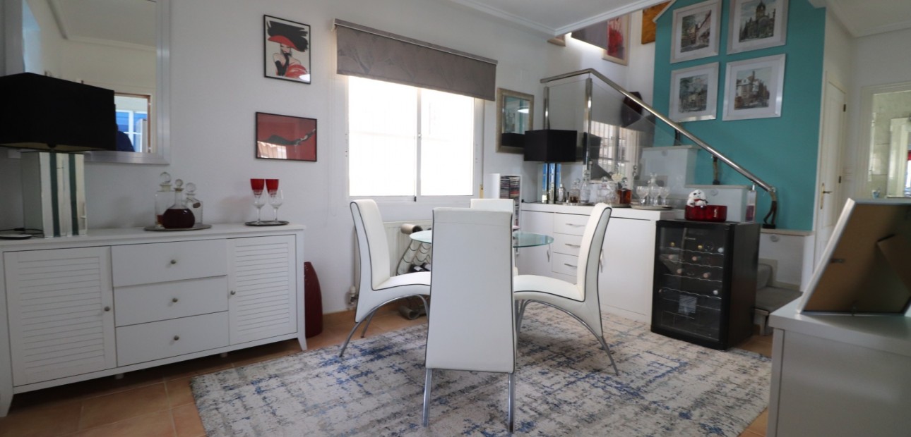 Herverkoop - Detached Villa -
Algorfa - Montebello