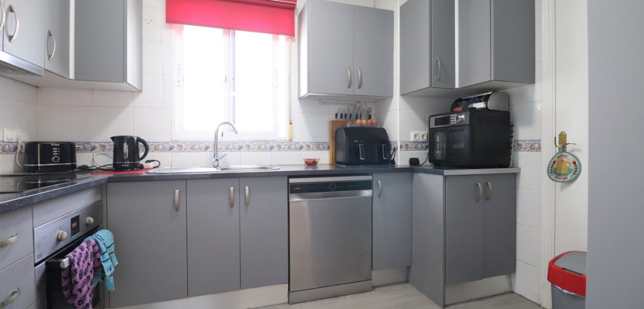 Herverkoop - Detached Villa -
Algorfa - Montebello