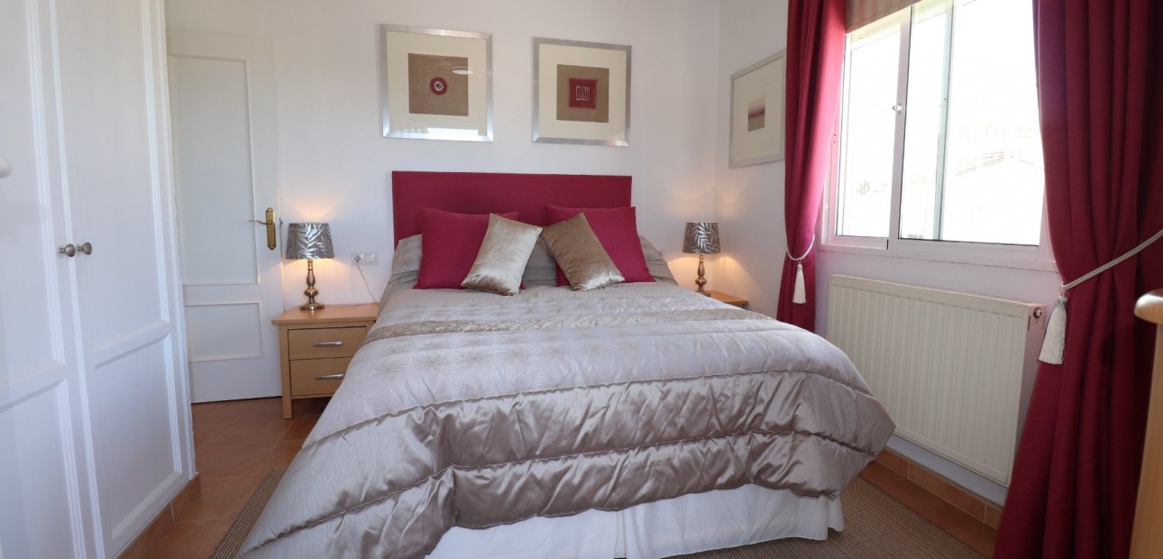 Herverkoop - Detached Villa -
Algorfa - Montebello