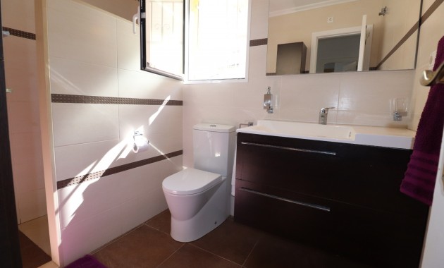Herverkoop - Detached Villa -
Algorfa - Montebello