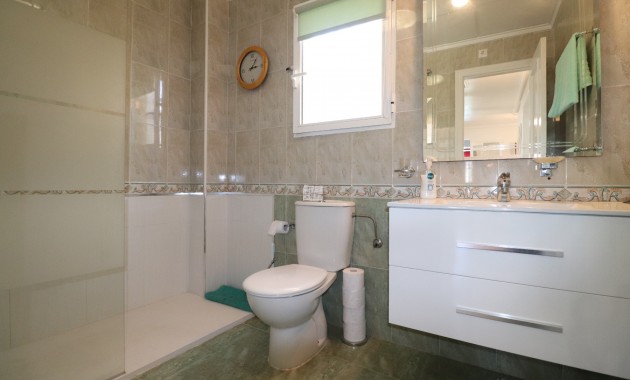 Herverkoop - Detached Villa -
Algorfa - Montebello