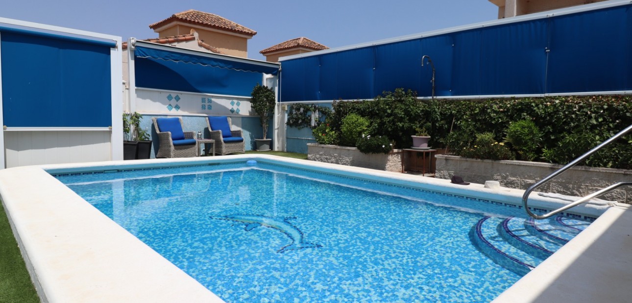 Herverkoop - Detached Villa -
Algorfa - Montebello