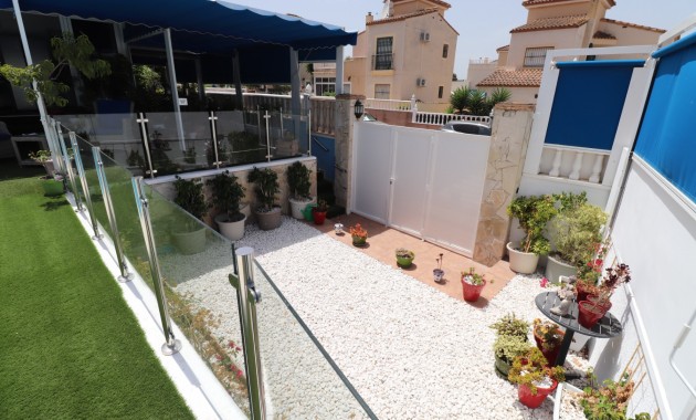 Herverkoop - Detached Villa -
Algorfa - Montebello