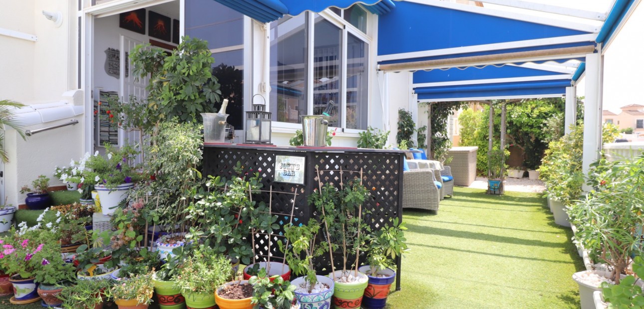 Herverkoop - Detached Villa -
Algorfa - Montebello