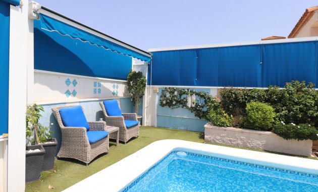 Herverkoop - Detached Villa -
Algorfa - Montebello