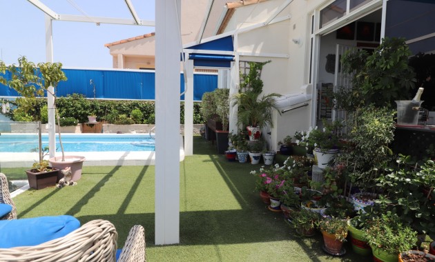 Herverkoop - Detached Villa -
Algorfa - Montebello