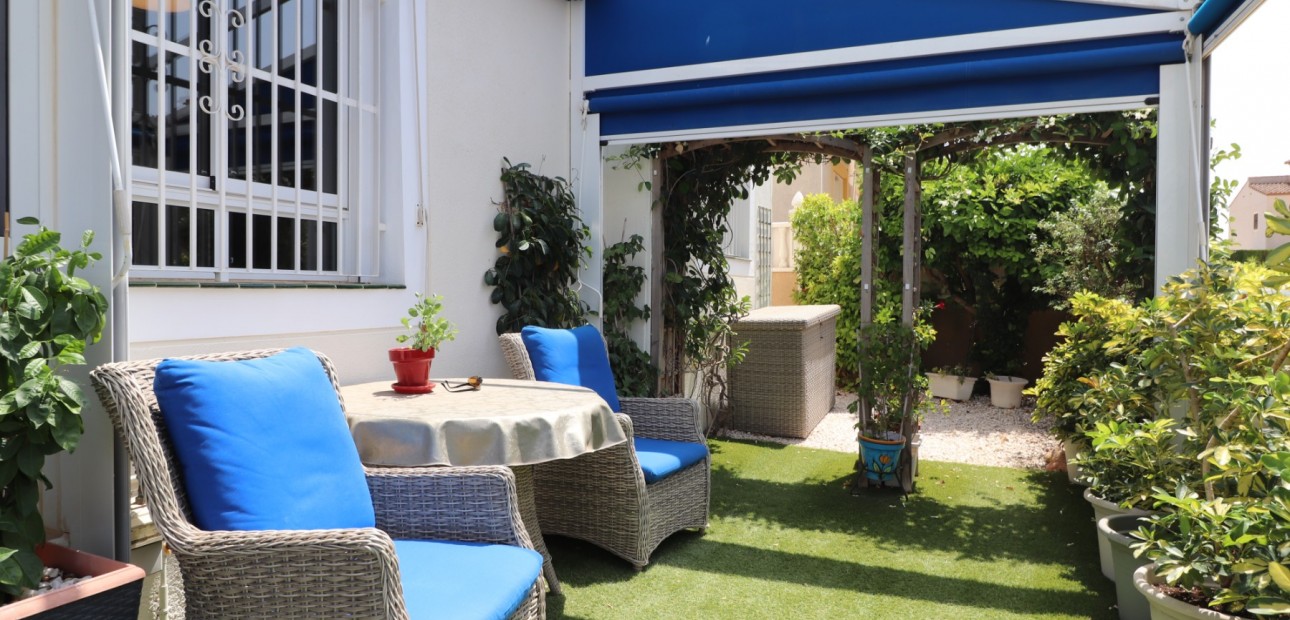 Herverkoop - Detached Villa -
Algorfa - Montebello