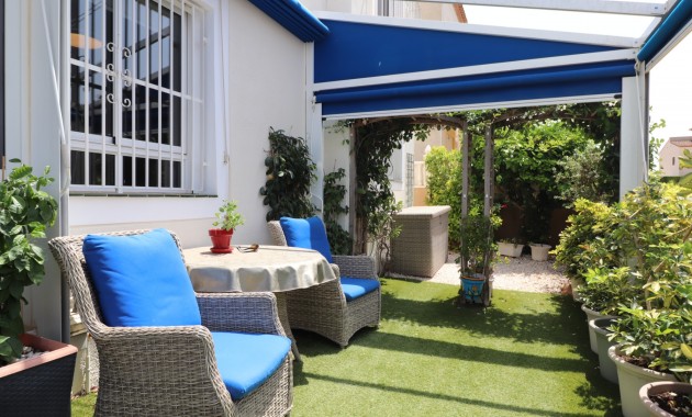 Herverkoop - Detached Villa -
Algorfa - Montebello