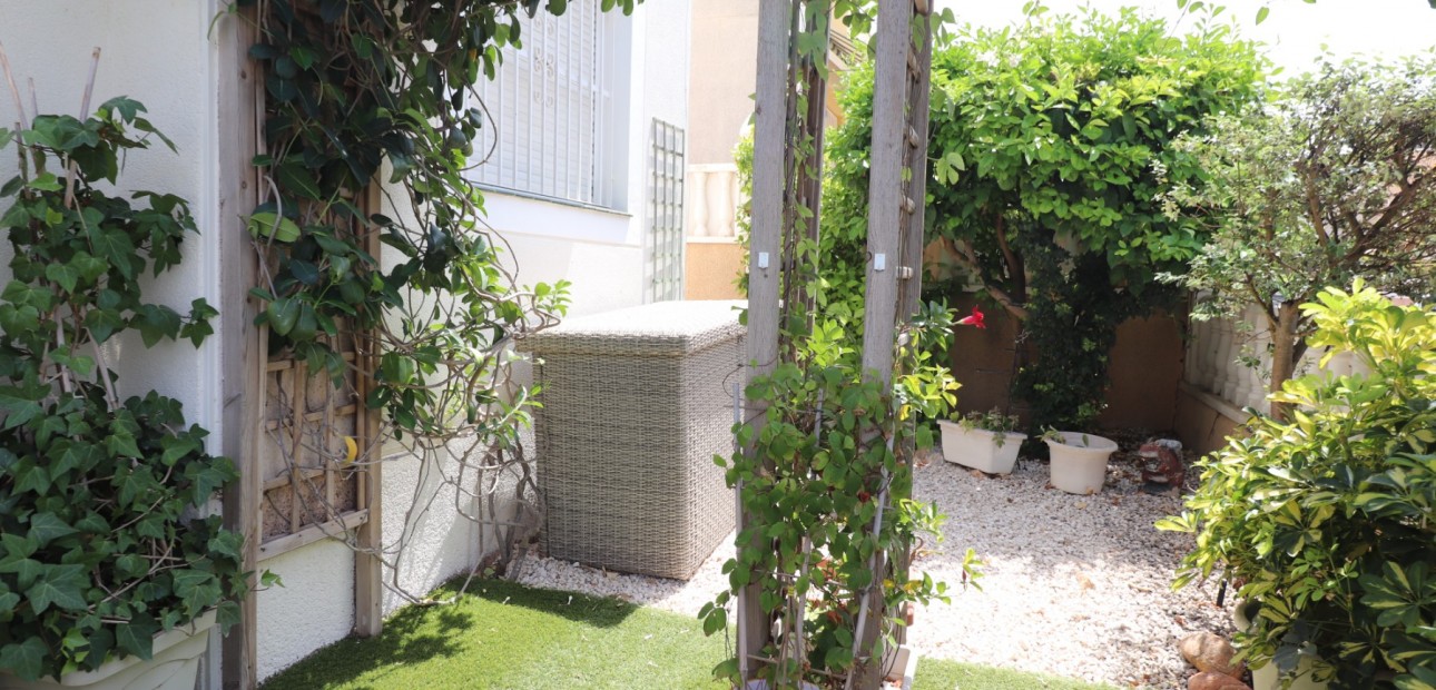 Herverkoop - Detached Villa -
Algorfa - Montebello