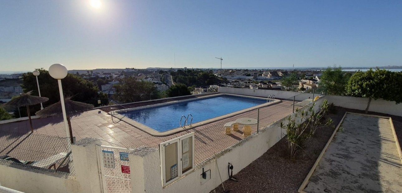 Venta - Apartamento / piso -
Ciudad Quesada - Altos de Quesada