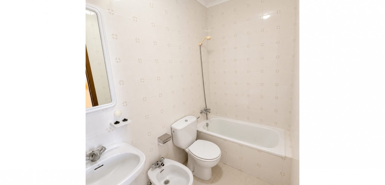 Venta - Apartamento / piso -
Ciudad Quesada - Altos de Quesada