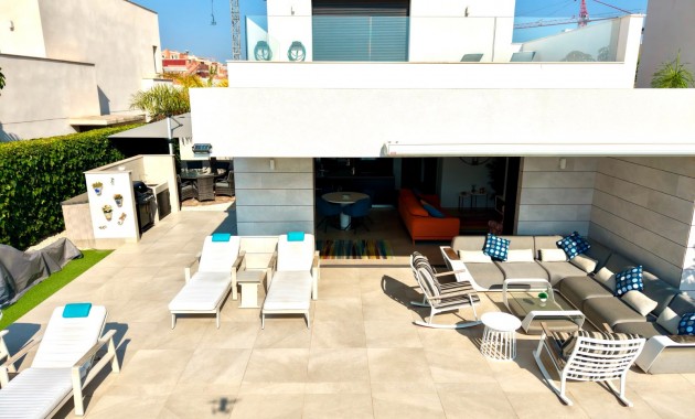 Venta - Detached Villa -
Los Montesinos - La Herrada
