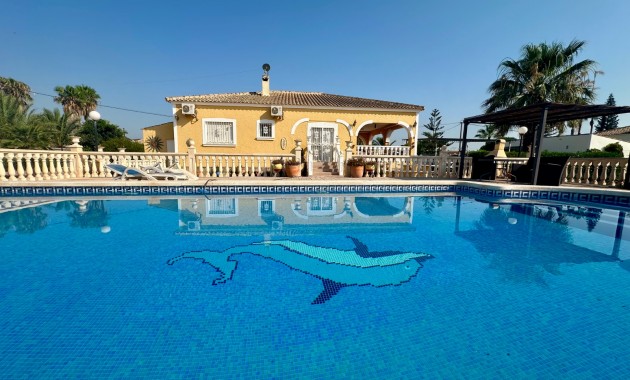 Venta - Country Property -
Catral