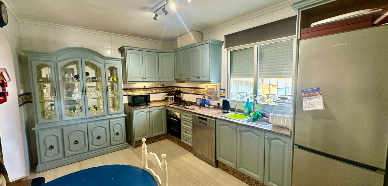 Venta - Country Property -
Catral