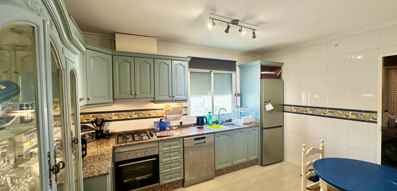 Venta - Country Property -
Catral