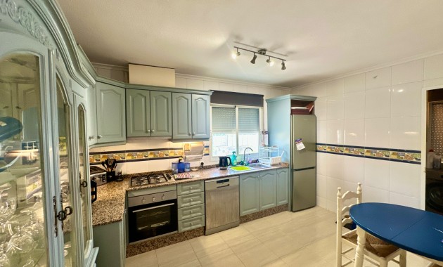 Venta - Country Property -
Catral