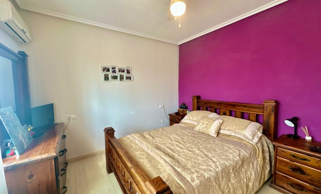 Venta - Country Property -
Catral