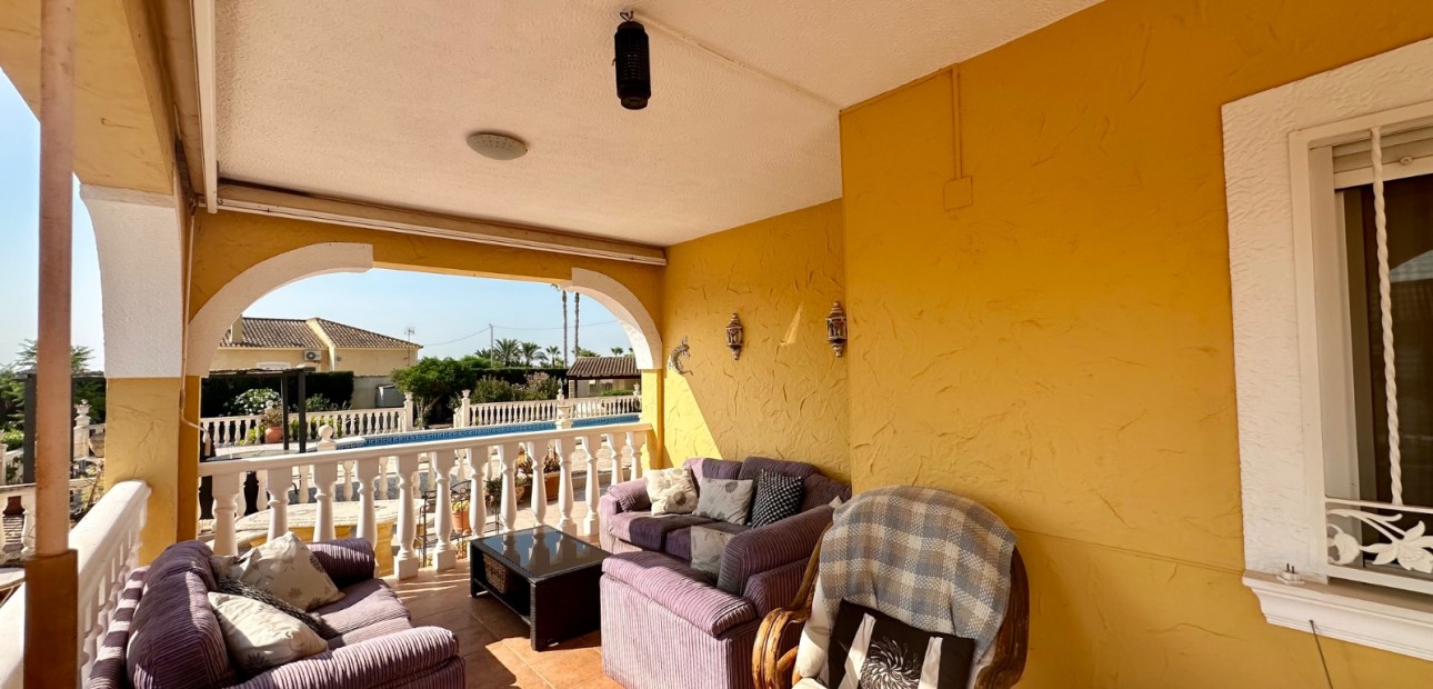 Venta - Country Property -
Catral