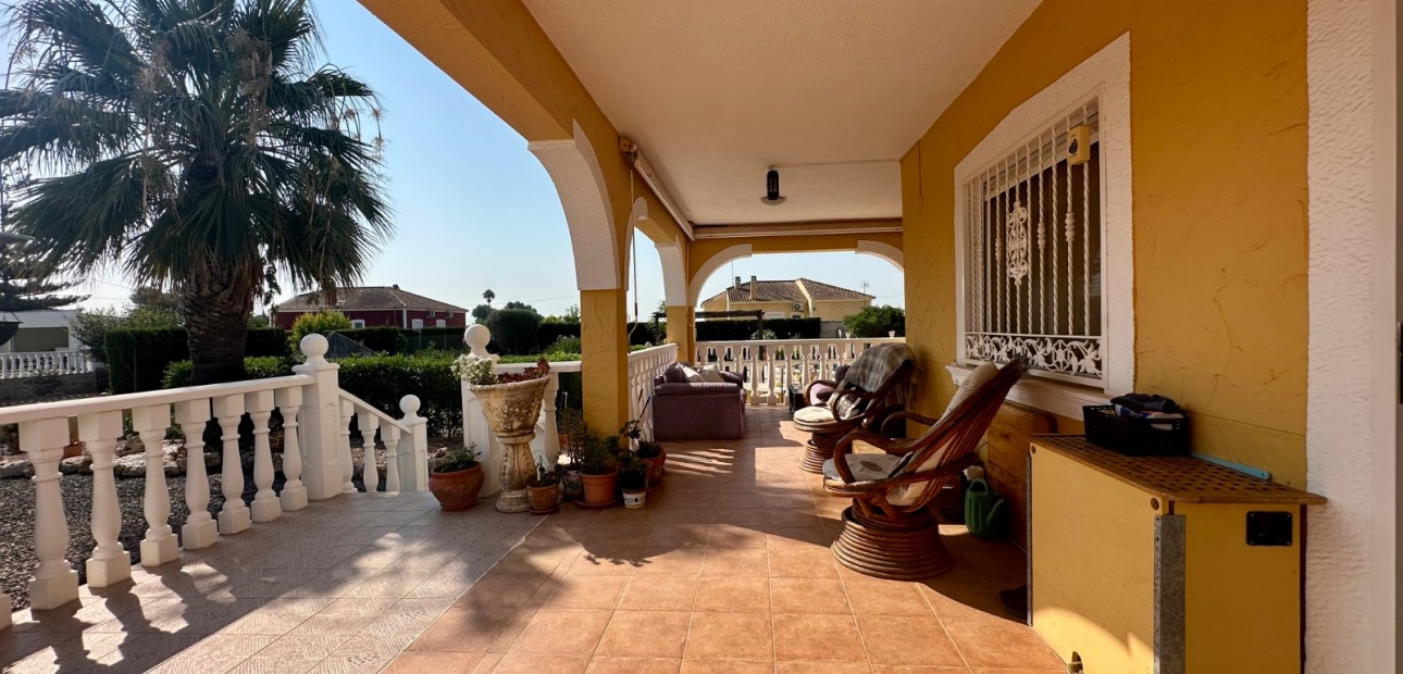 Venta - Country Property -
Catral