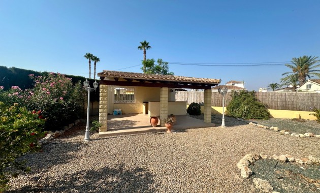 Venta - Country Property -
Catral