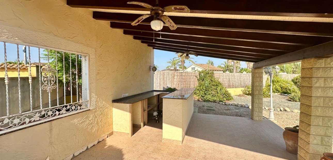 Venta - Country Property -
Catral