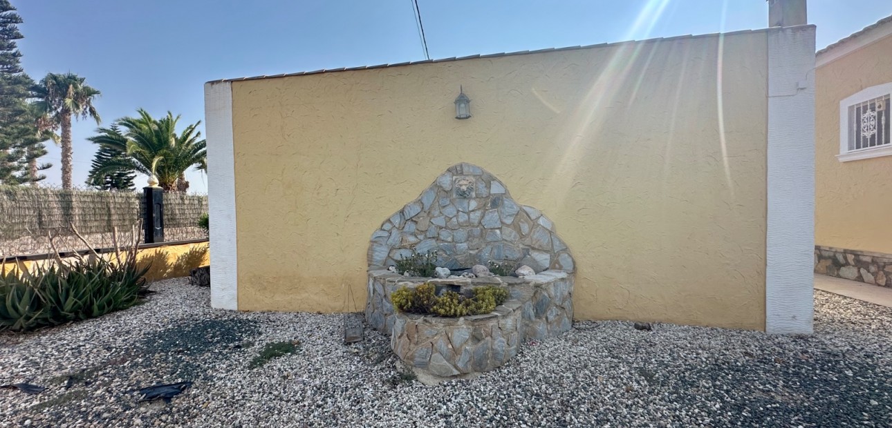 Venta - Country Property -
Catral